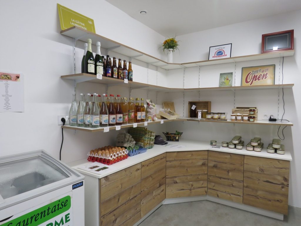 Locaux de notre boutique de produits agricoles